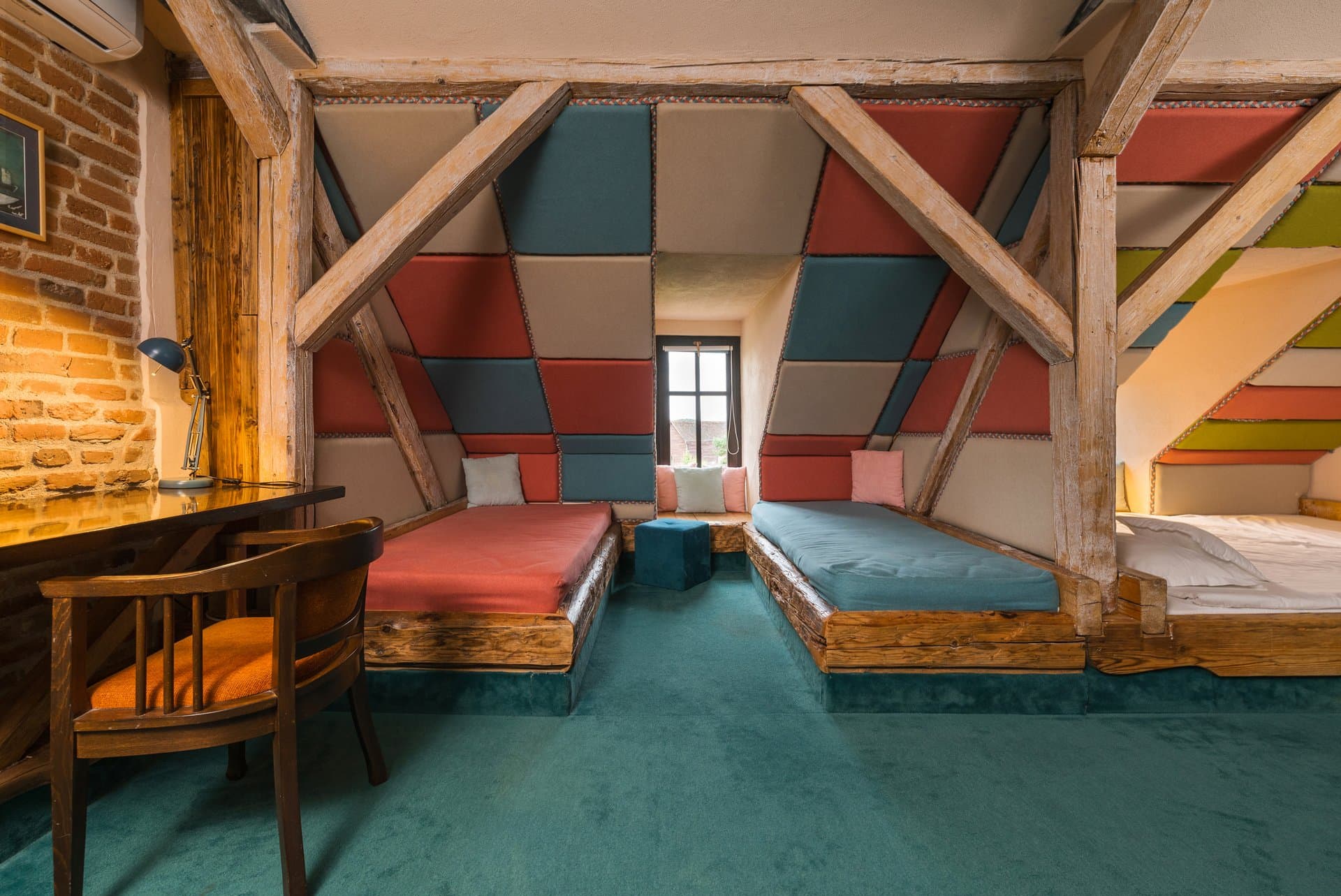 Upholsterer's Room - gallery 1