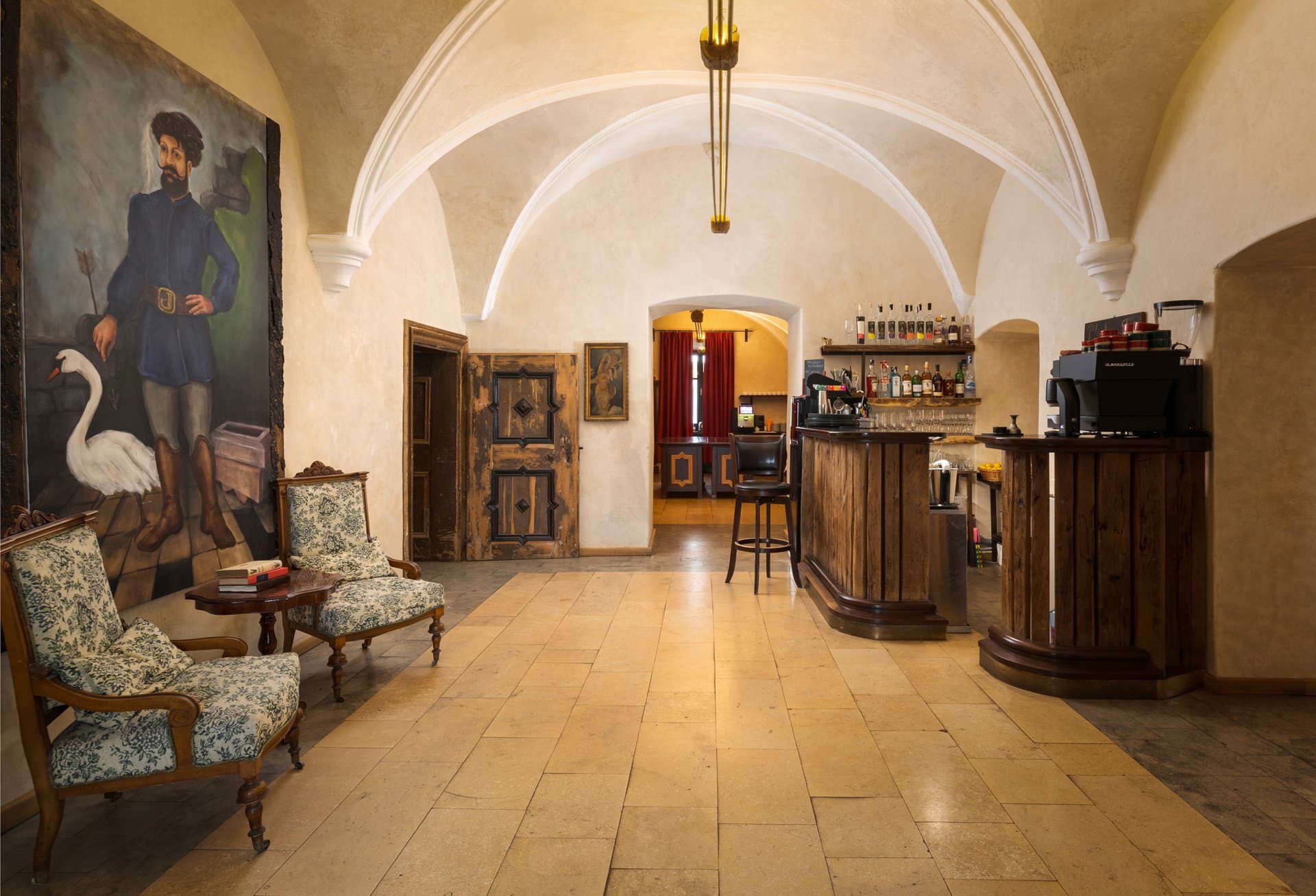 Dining gallery image 4