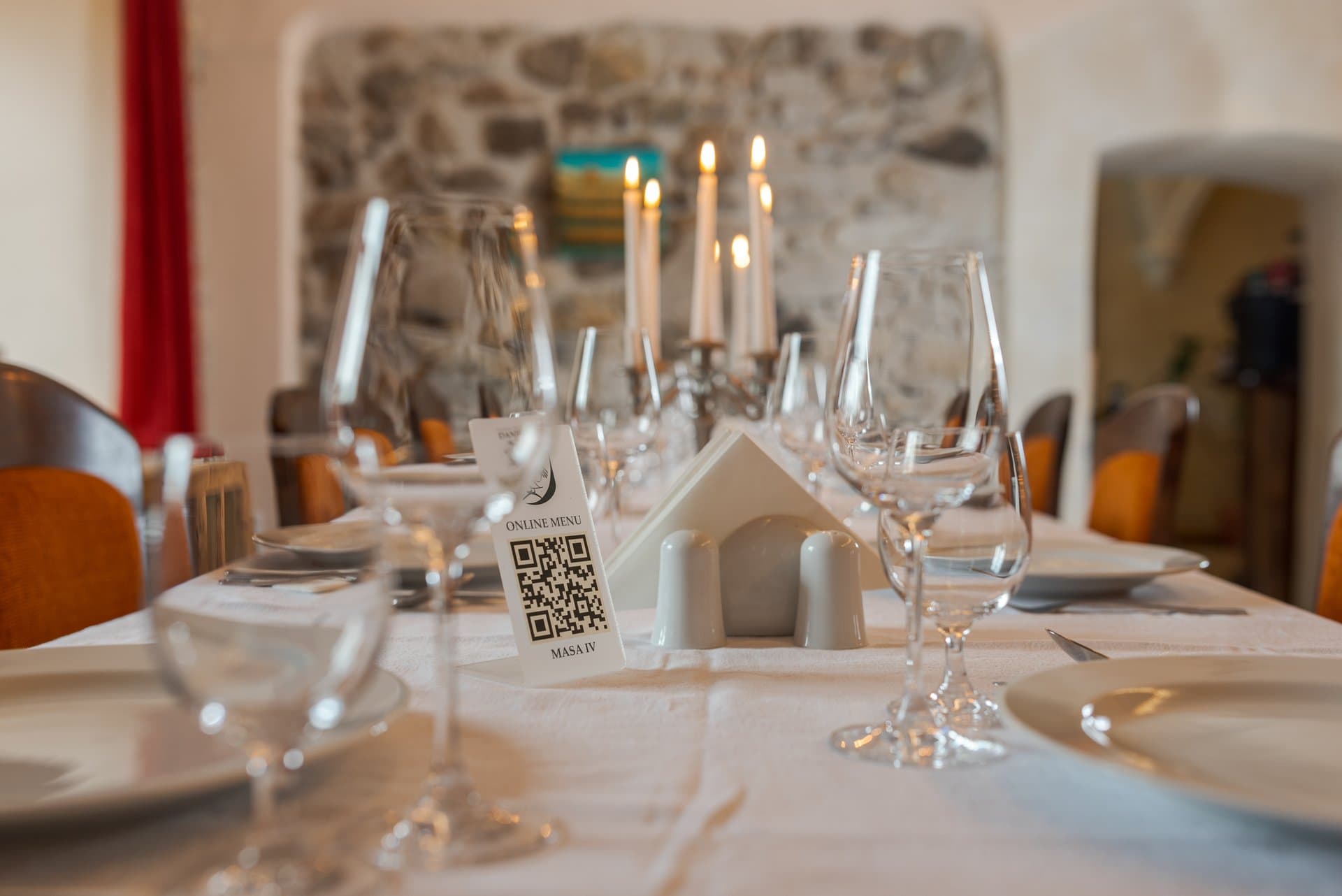 Dining gallery image 17